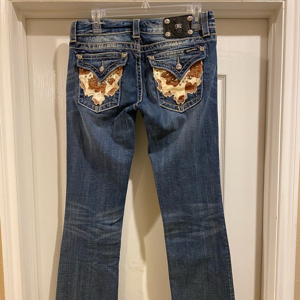 Miss Me Womens Denim Blue Jeans Cowhide Studded Boot Cut JW4292B8